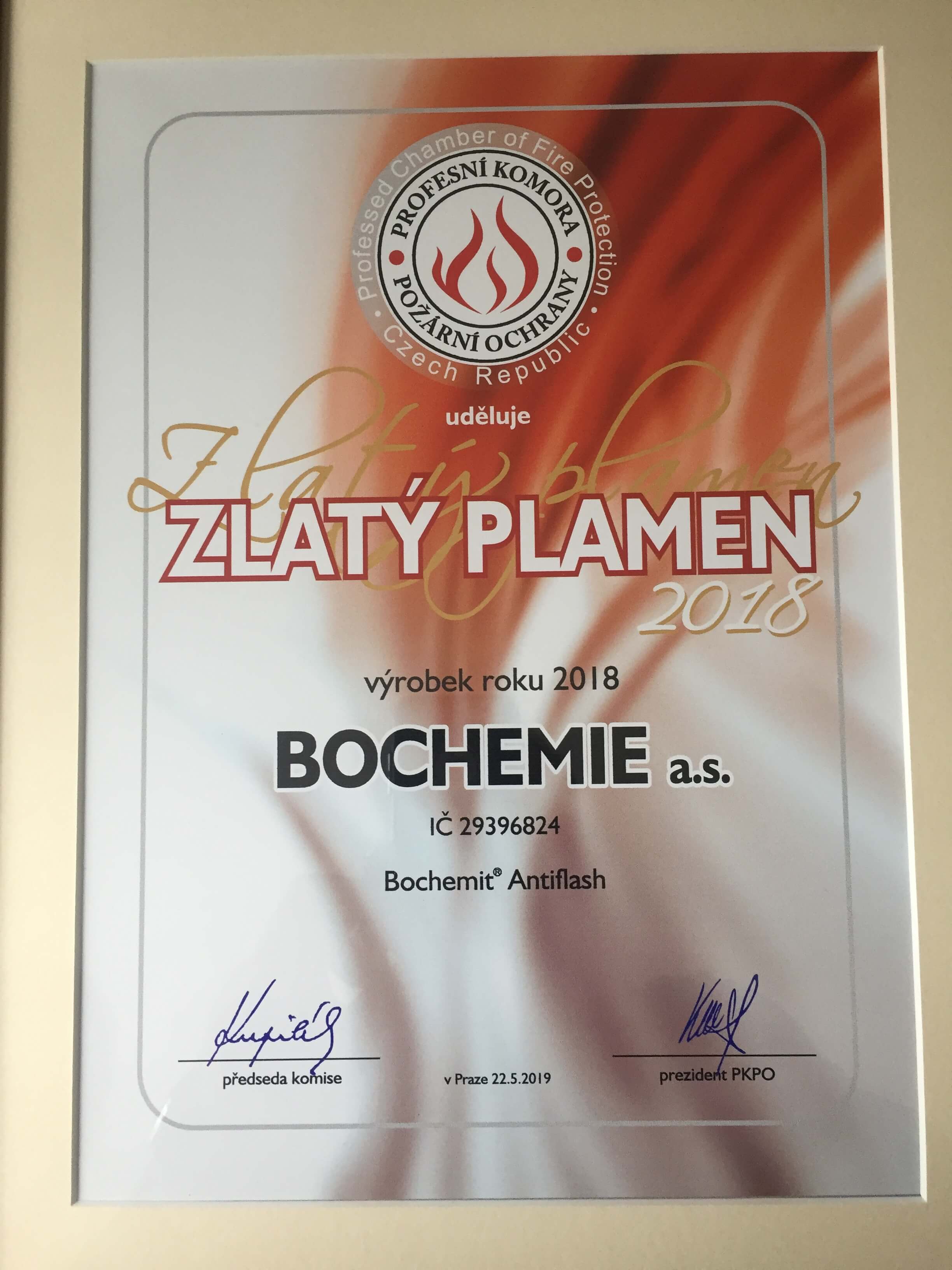 BOCHEMIT Antiflash otrzymał nagrodę Profesionální komory protipožární ochrany -  Profesjonalnej Izby  Ochrony Przeciwpożarowej Republiki Czeskiej (PKPO)